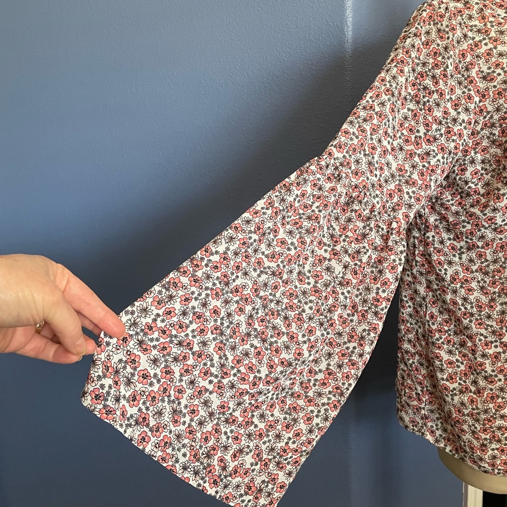 Torrid Chiffon Floral Bell Sleeve Blouse with Tie Front - Picture 5 of 8